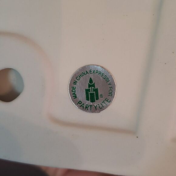 Vintage Partylite "Santa's Workshop" Holiday Tealight Candle Holder (P0269) - Picture 8 of 15